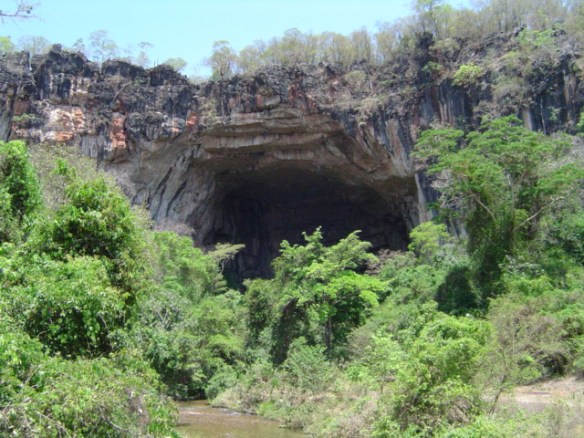 Caverna Terra Ronca I - olhando a entrada (466)